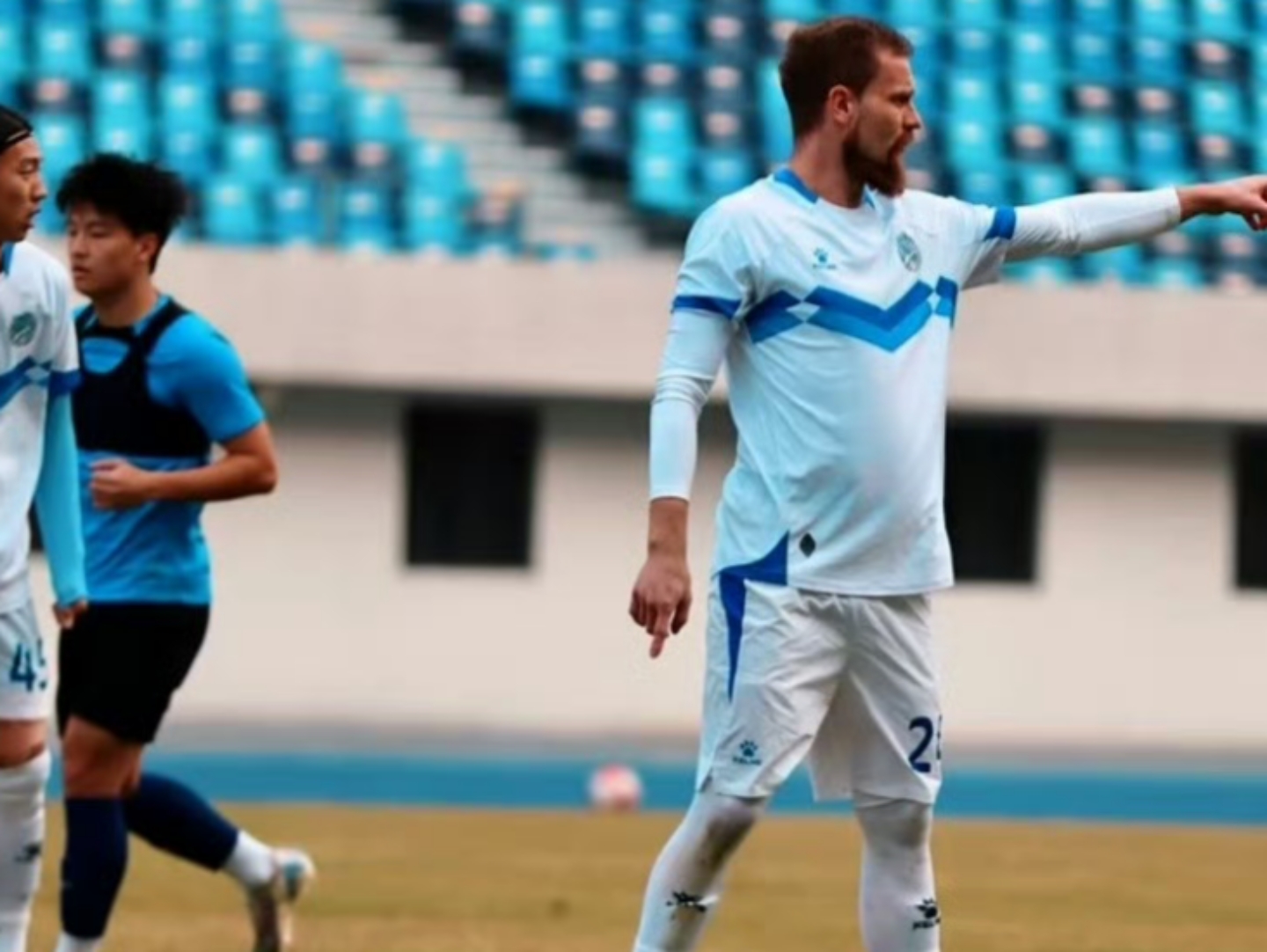 武汉三镇足球队-九游体育入口