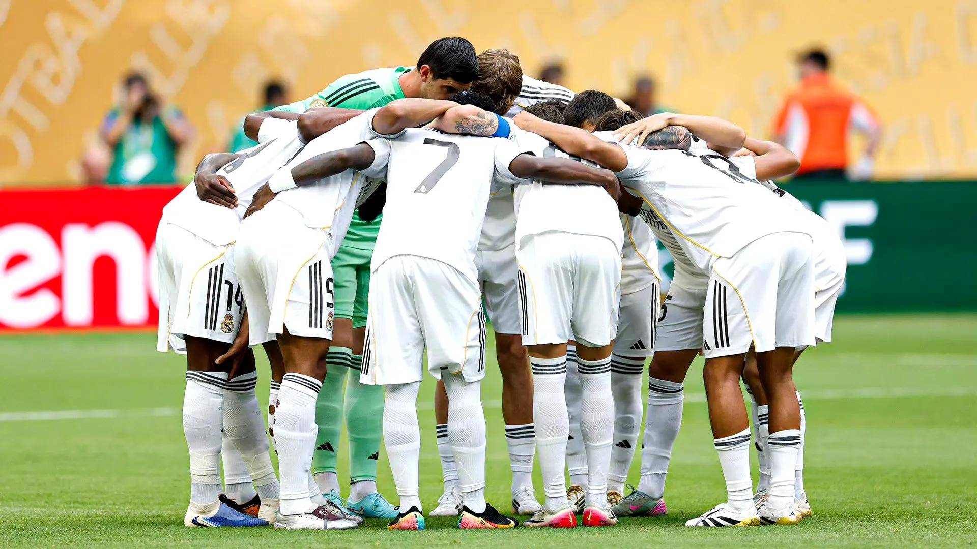 今夜拜仁慕尼黑调整名单以备意甲，伤情更新环节打磨，话题不断，团队化学反应显著的简单介绍-九游体育