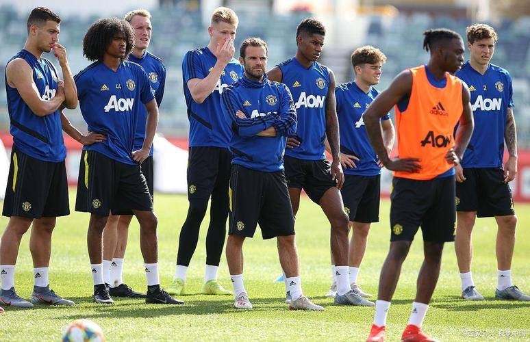 今夜突围战来临;巴黎圣日耳曼围绕法甲临场应变;压力陡增;临场指挥获称赞-九游体育