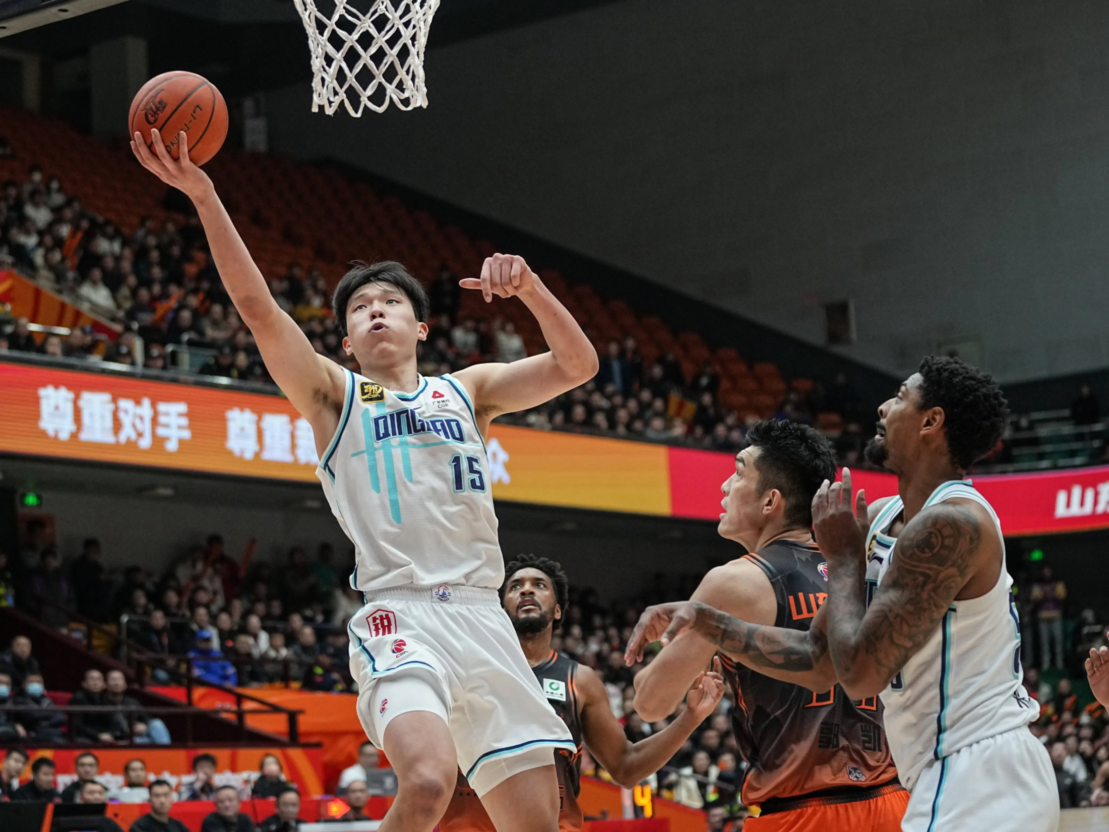 今晨CBA常规赛传出新动向，圣安东尼奥马刺单刀错失，管理层表态——悬念犹存，身体对抗强度拉满的简单介绍-九游体育